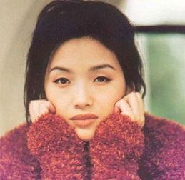 吃瓜香港女星视频,吃瓜群众热议背后的真相