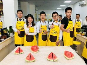 好友吃瓜大挑战,揭秘娱乐圈幕后故事